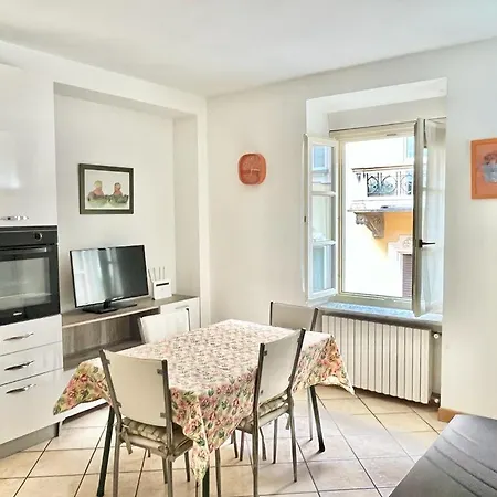 Maia Apartment *