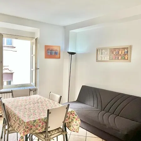 Apartment Maia *