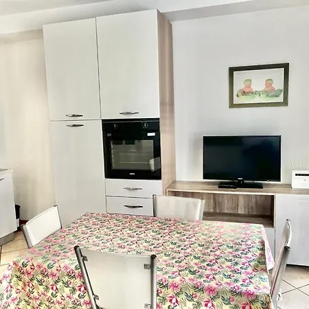 Maia Apartment